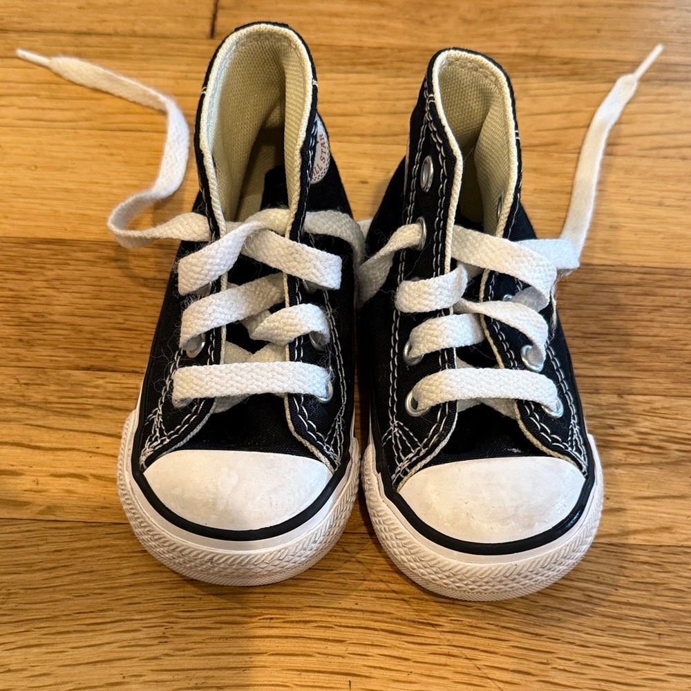 Converse Toddler Chuck Taylor All Star Canvas Shoe